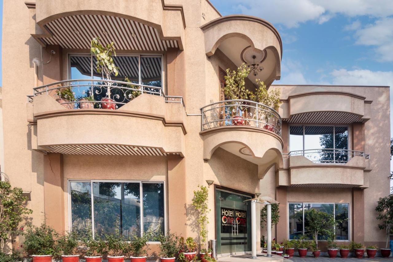 Hotel One Lalazar Multan Exterior foto